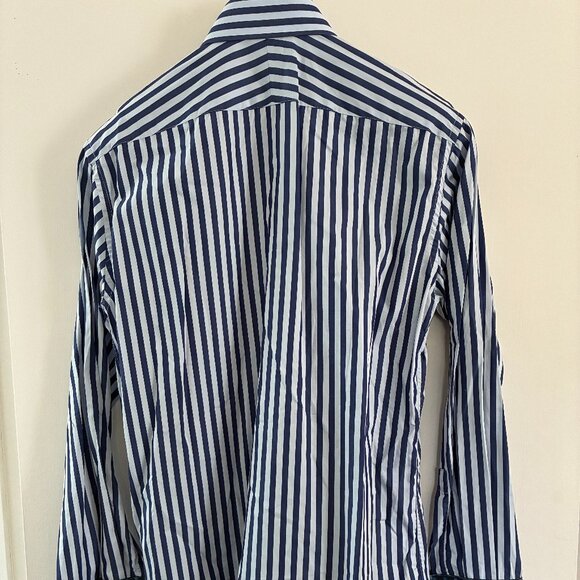 NEW. Paul Smith shirt with patterned cuffs. Size 16 100% cotton made in Italy - Picture 2 of 5